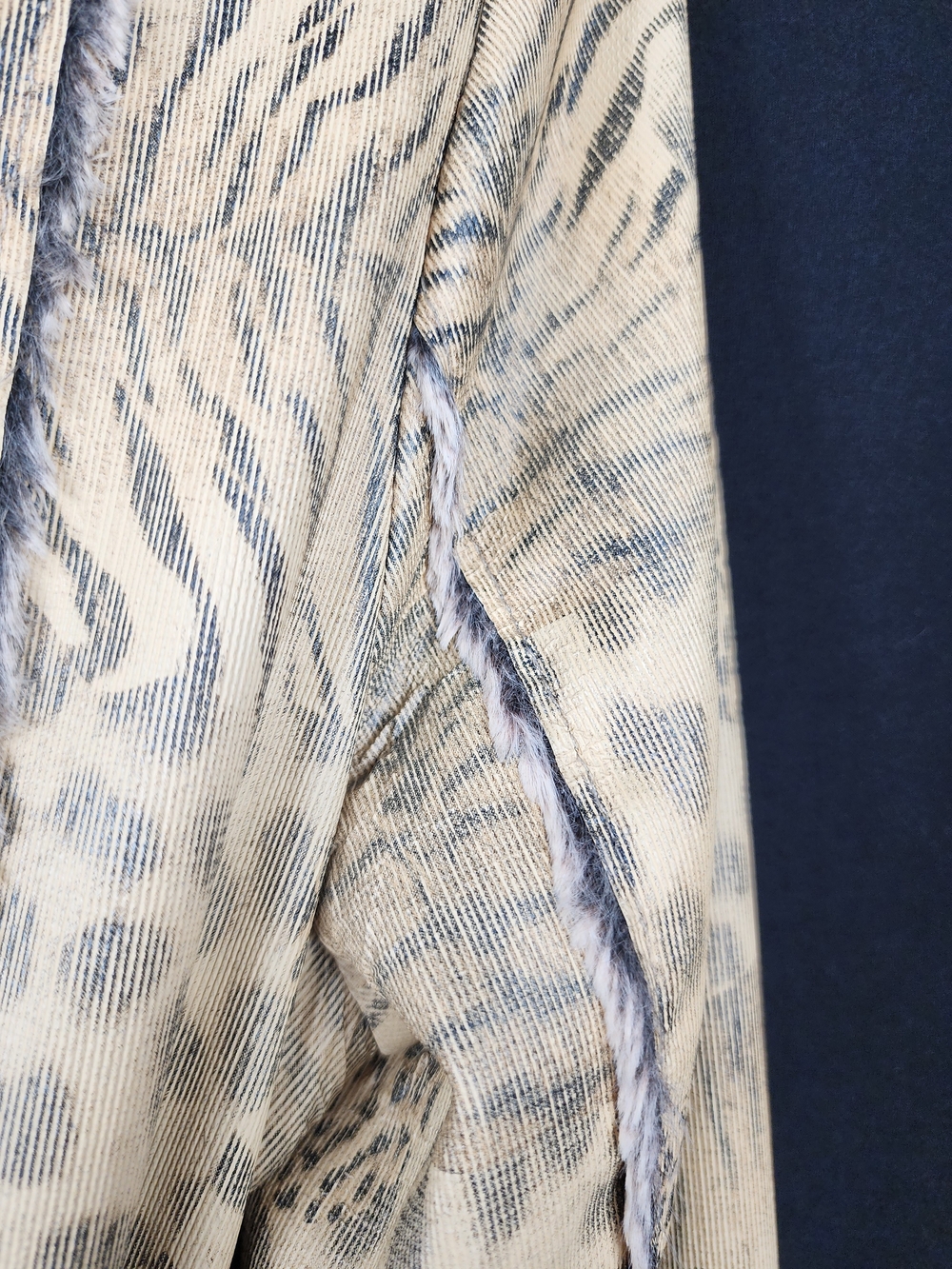George Simonton Women's Tan Animal-Print Fur Trim Coat Size M - Picture 8 of 14
